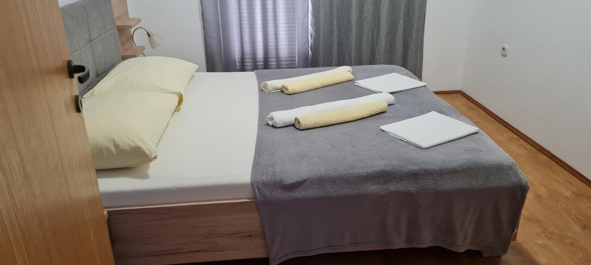 Apartments Dinko 诺瓦利娅 外观 照片
